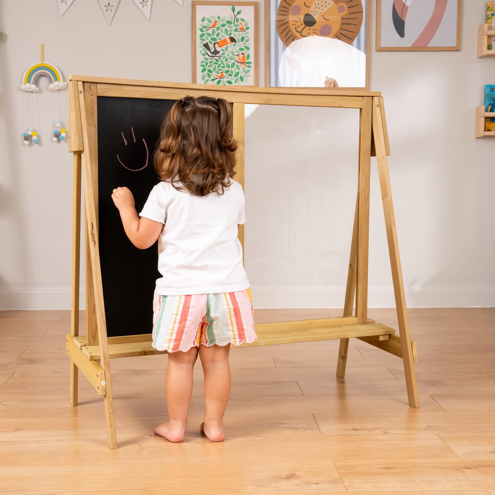Diy Wooden Toy Chalkboard Easel