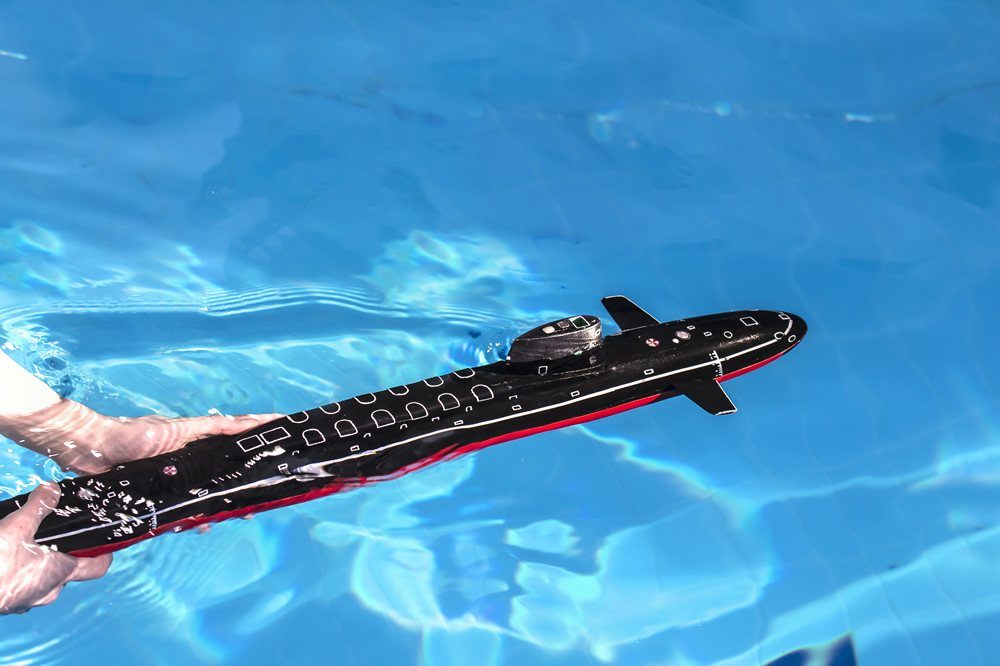 Rc Submarine With Lights
