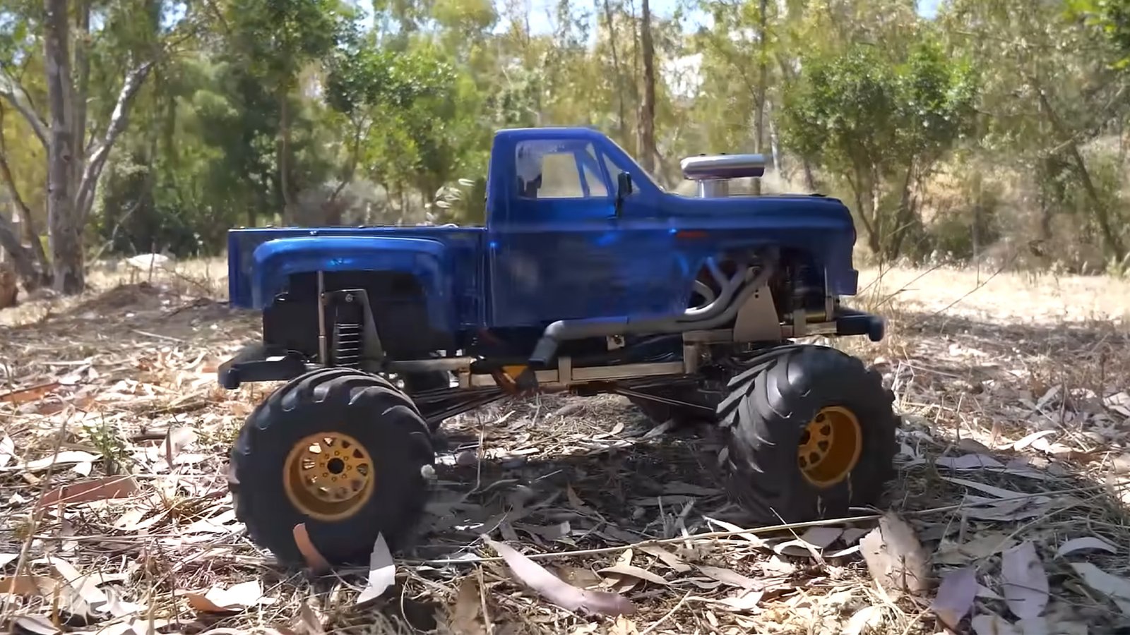 Rc Truck With Realistic Engine Sounds